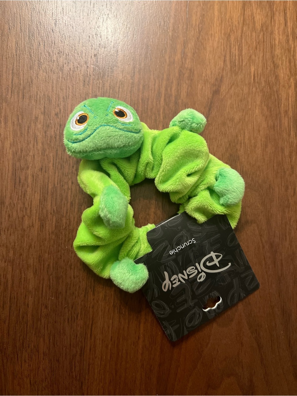 NEW Pascal scrunchie